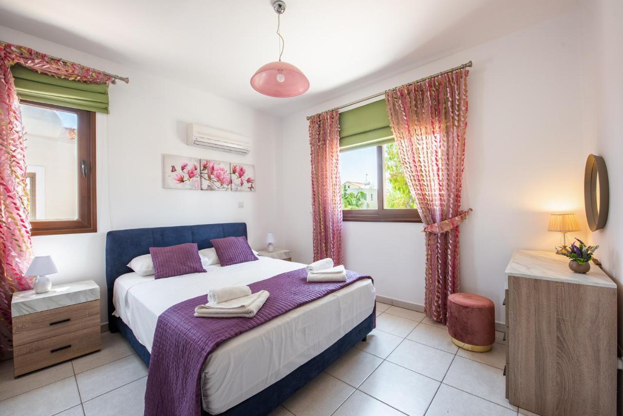 Sea Front Oceanus H3 By Ezoria Villas Ayia Napa Exterior photo