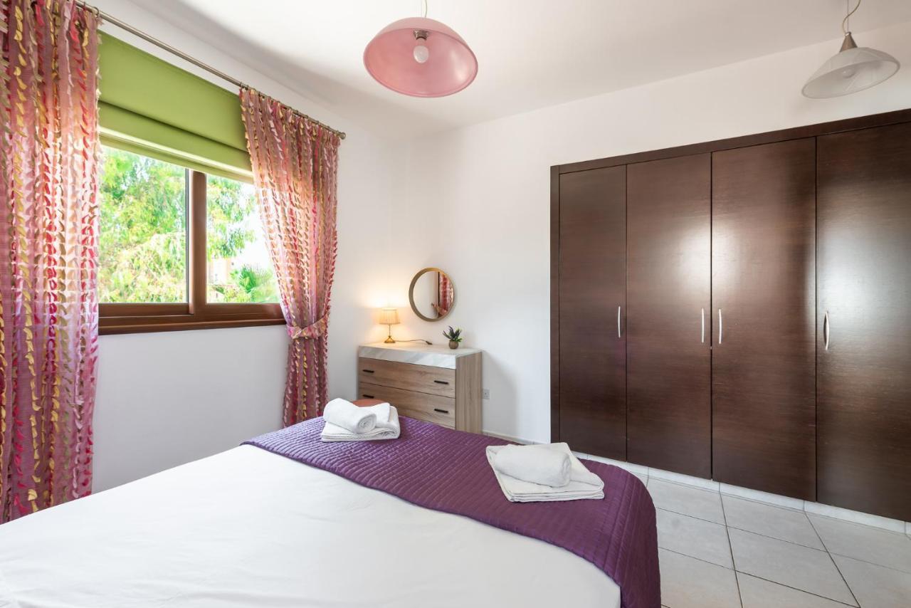 Sea Front Oceanus H3 By Ezoria Villas Ayia Napa Exterior photo